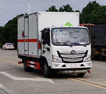 舜德牌SDS5045XRQB6型易燃?xì)怏w廂式運輸車